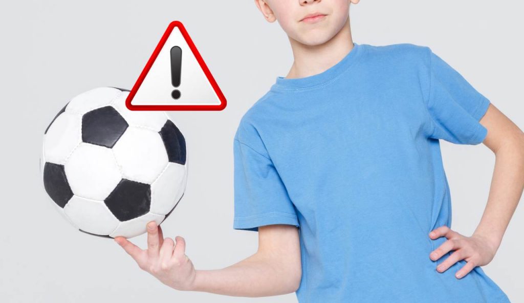 Bambino giocatore di calcio