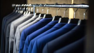 vestiti - pexels- corrierecomo