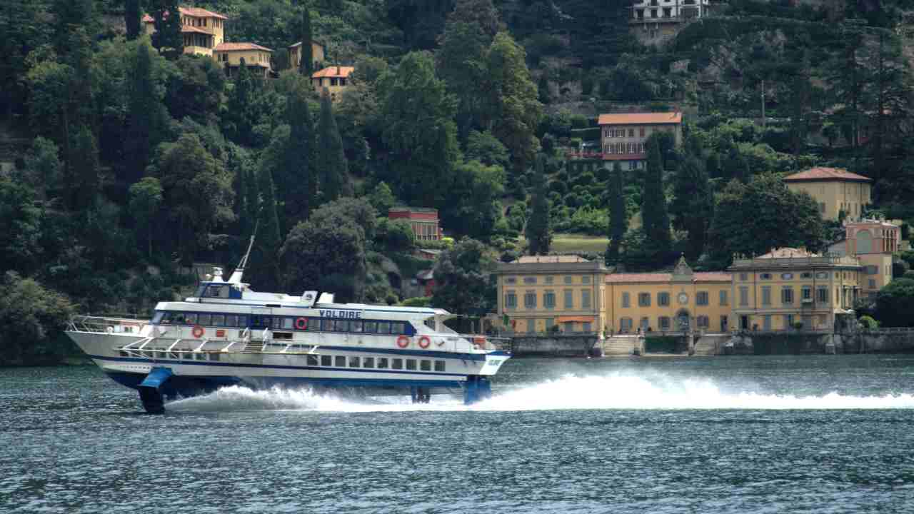 Il maltempo continua a danneggiare Como: bloccati aliscafi per ieri e oggi | Scarsa sicurezza nel trasporto