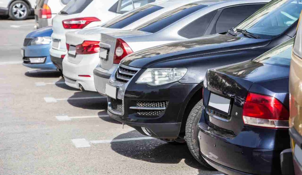 Auto parcheggiate