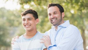 Padre e figlio felici