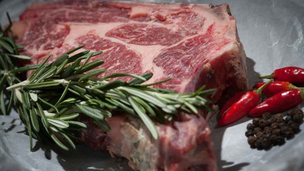 carne - bistecca - pexels- corrierecomo