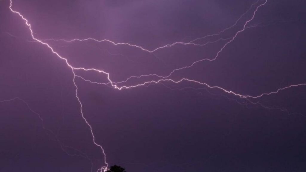 Prevenire è meglio che curare: Como si cautela per il meteo | Pagata una società specializzata in servizi meteo