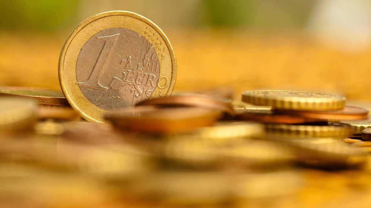 moneta-euro-auto-regole-Depositphotos.com- corrierecomo