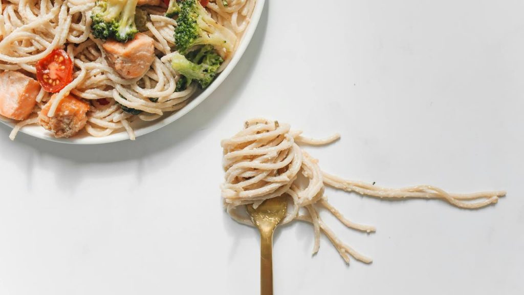 pasta con pesce - pexels- corrierecomo